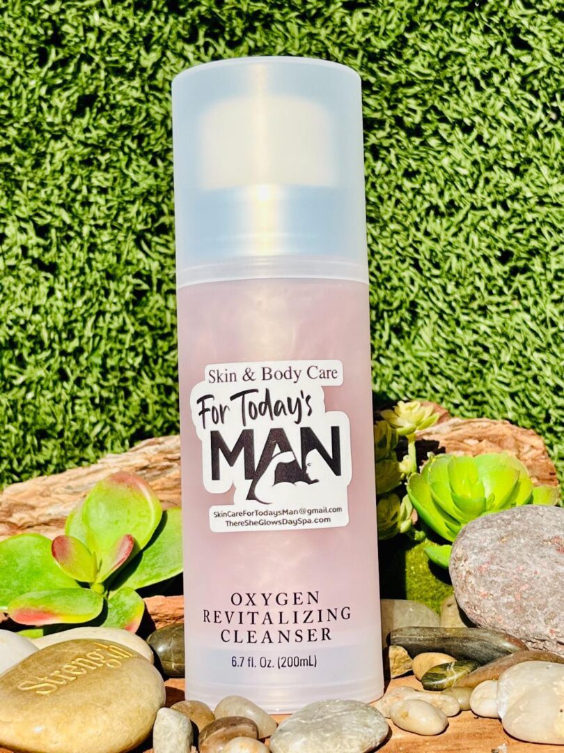 Oxygen Revitalizing Cleanser for Men